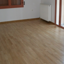 Τελική όψη με σατινέ (Satine)  βερνίκι υδατικής βάσης (νερού) 	